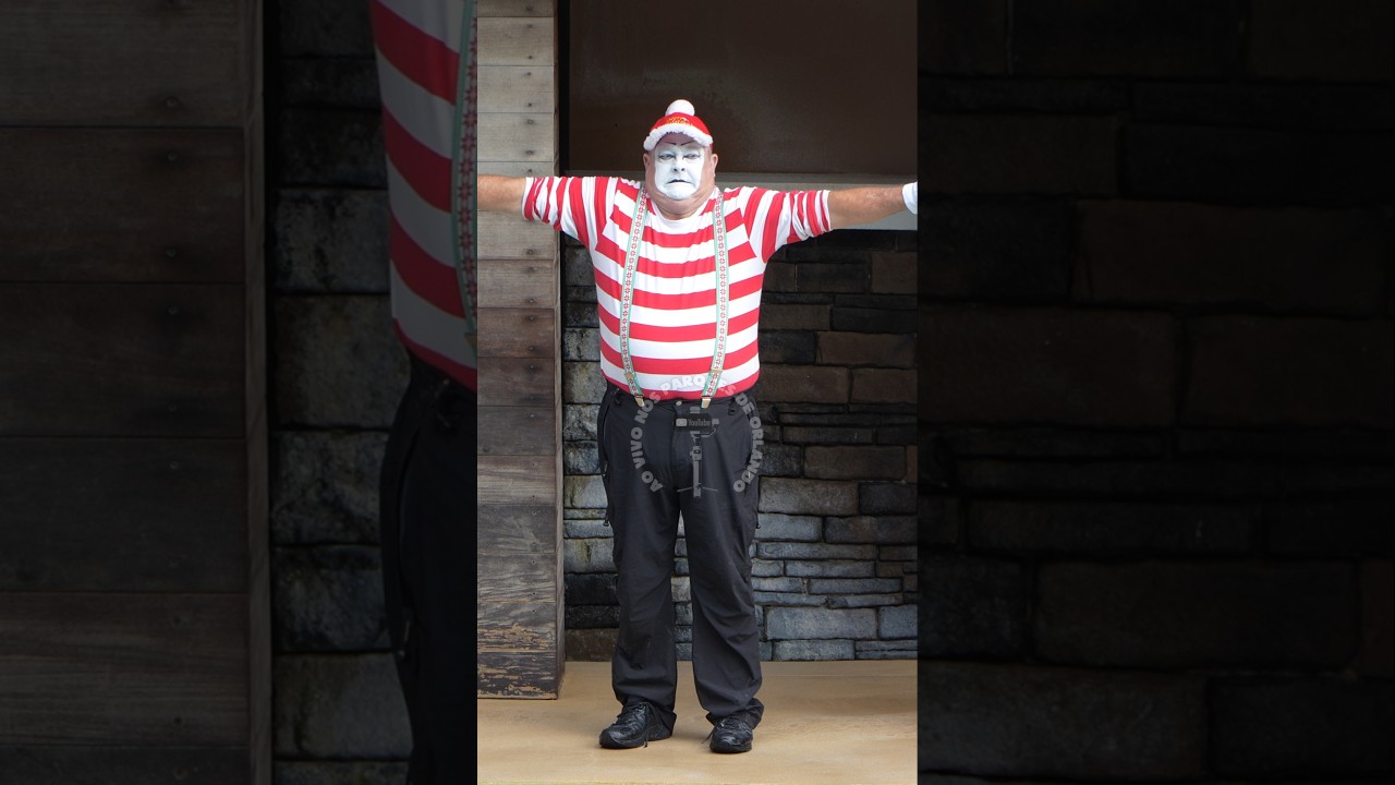 Tom o mímico fazendo um alongamento antes do show 😂🤣 #tomthemime #seaworldmime