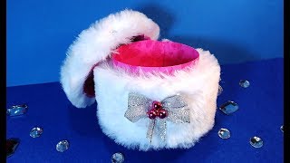 Ideas for Christmas. Round box from tape roll. Handmade Christmas gifts. DIY DUCT TAPE ROLL JEWELRY BOX. Jewelry box from 