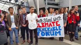 Youth support Climate Vulnerable Forum at COP21