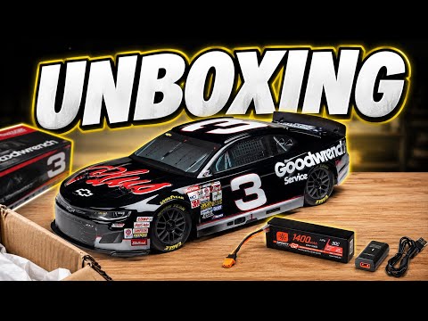 Unboxing the NEW 1/12 Losi NASCAR
