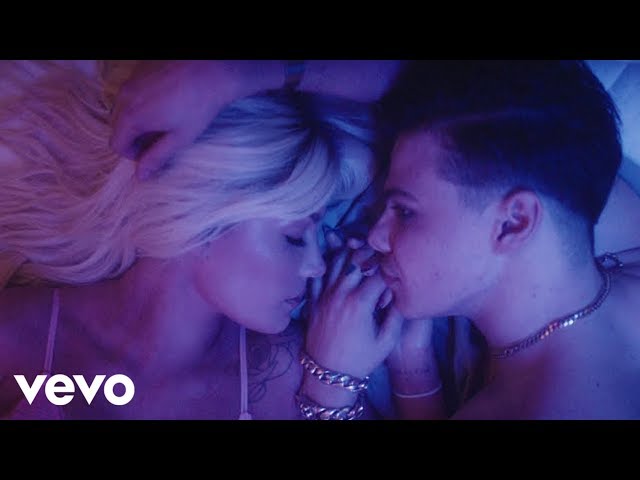 YUNGBLUD, Halsey - 11 Minutes (Official Video) ft. Travis Barker class=