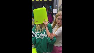 Eimer-Streich Im Laden