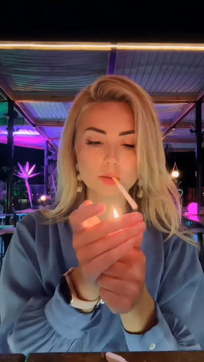 Virul Girls Smoking Video 🚭💔💔🚬🚭🚭👈 #trending #foryou #smoker #smokeyeye #smoke #duet #smokecigarette