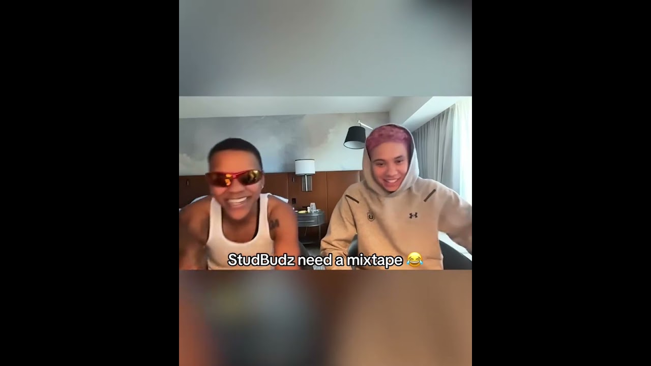 Elite freestyle from Court and T 🎤🤣 (via #StudBudz/Twitch)