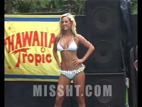 Ashleigh Bines at the 2008 Miss Hawaiian Tropic Au...