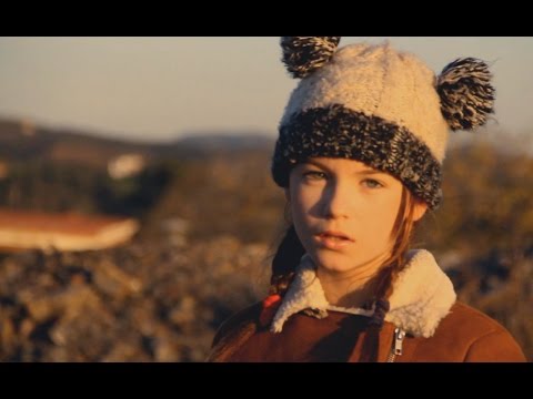 charlotte-summers-video---hallelujah---leonard-cohen-cover