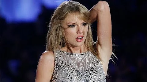 Taylor Swift - I Knew You Were Trouble (Victoria's Secret Fashion Show 2013 performance Snow Angels)