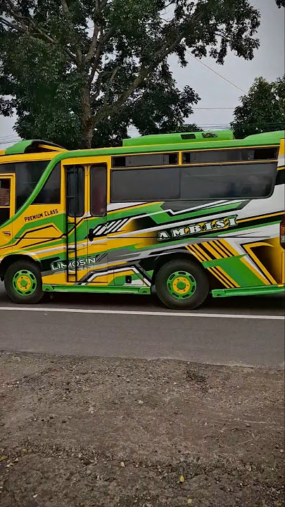 Konvoi ambisi bus engkel