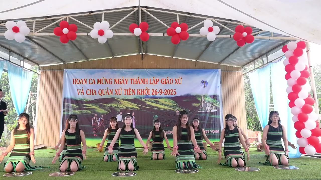 MÚA TÂY NGUYÊN | GIÁO HỌ PHÊ RÔ | LỄ LÊN XỨ