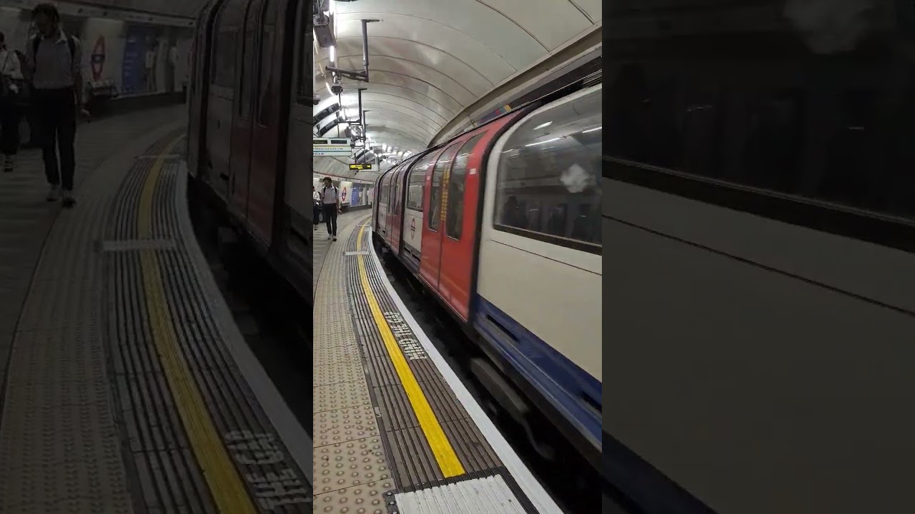 Central Line 1992 stock departs Bank  