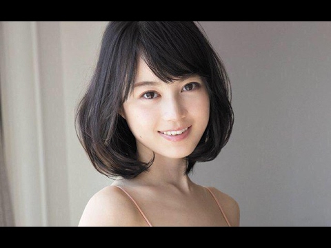生田絵梨花　才色兼備のお嬢様は水着姿も超上品！