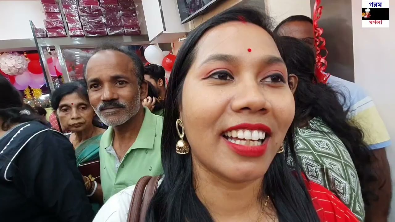 Garam Masala family members review in Dhanteras at Jewellery shop  #dhanteras #review