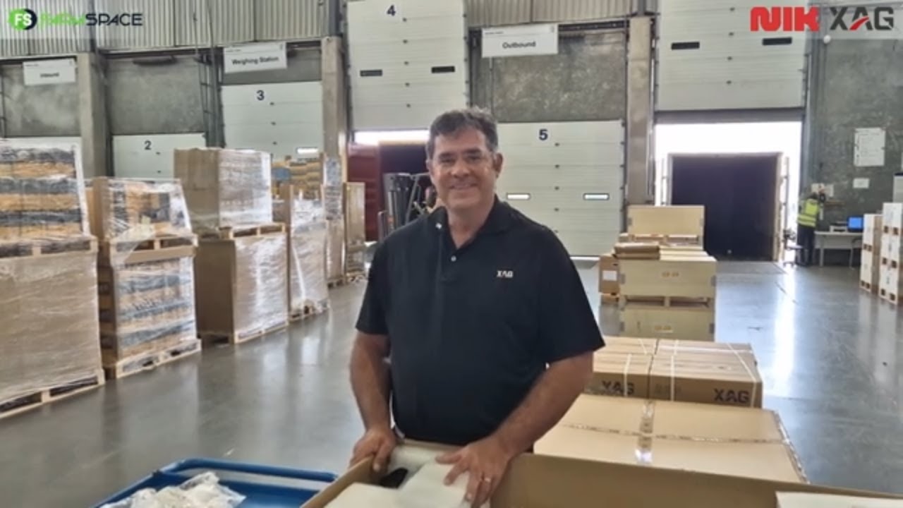 NIK sukkel nie met voorraad of parte op hulle XAG drones nie. Kyk 'n bietjie hierdie warehouse!
