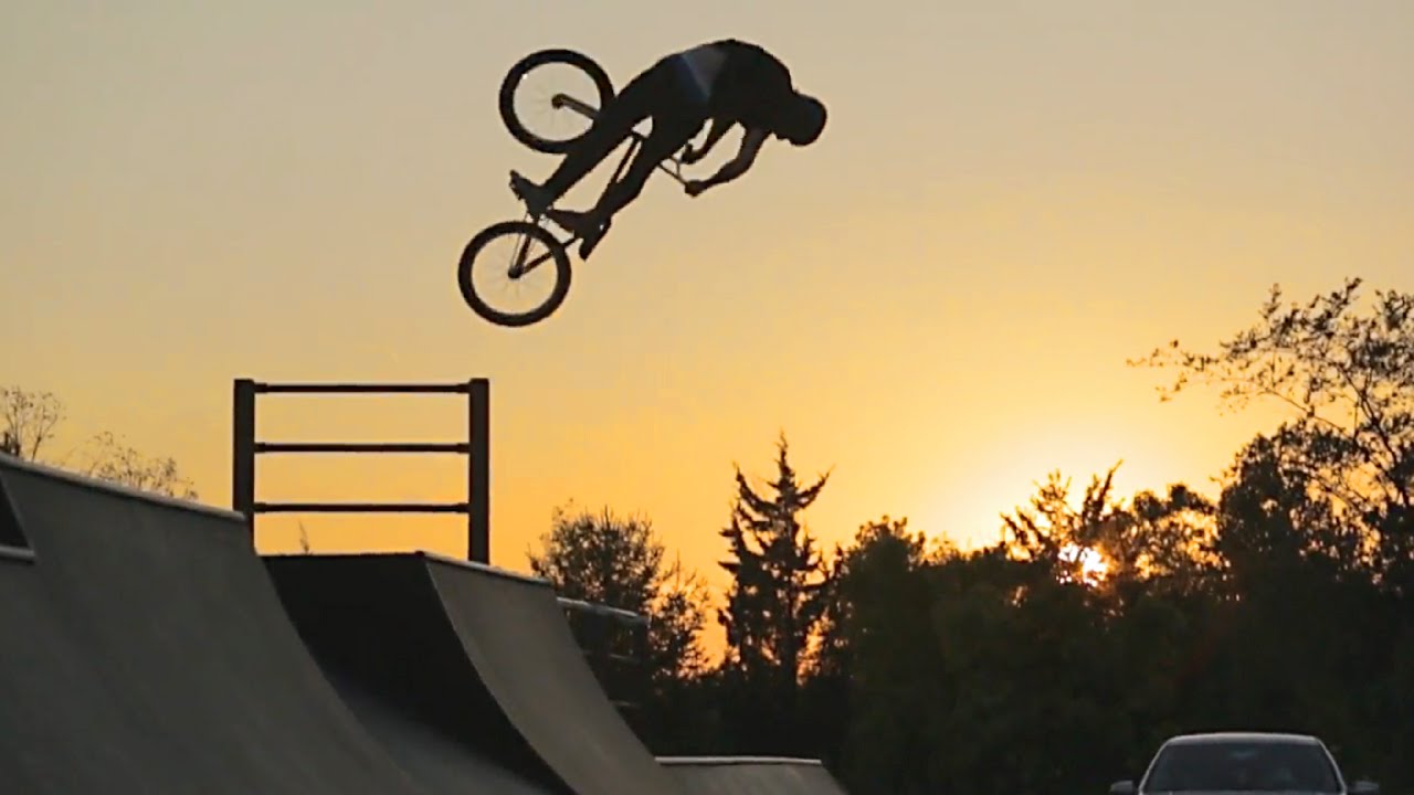 Joe Battaglia End to Fall Street session YouTube