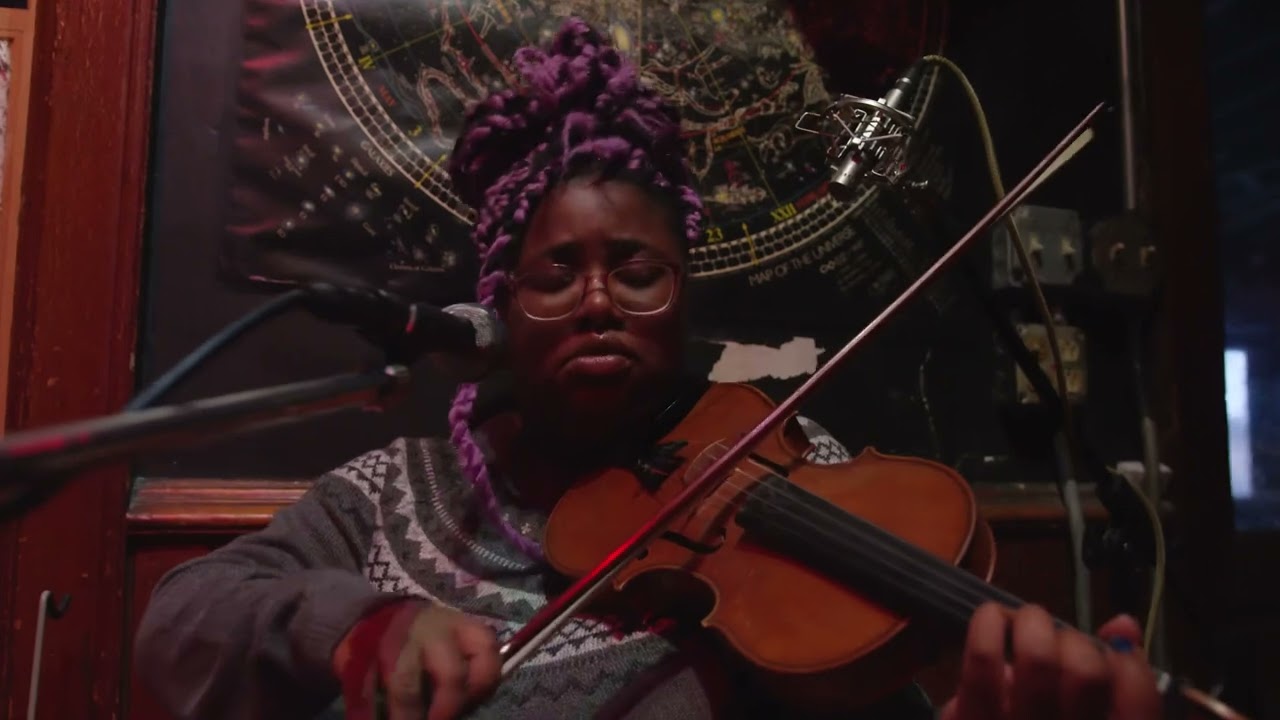 Peter Mulvey & SistaStrings: Shenandoah