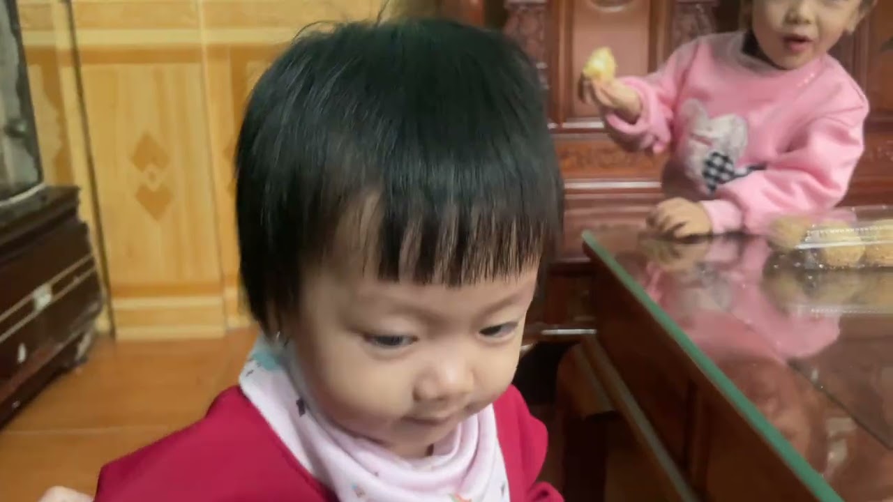 CHỊ EM THỎ ROSE 17