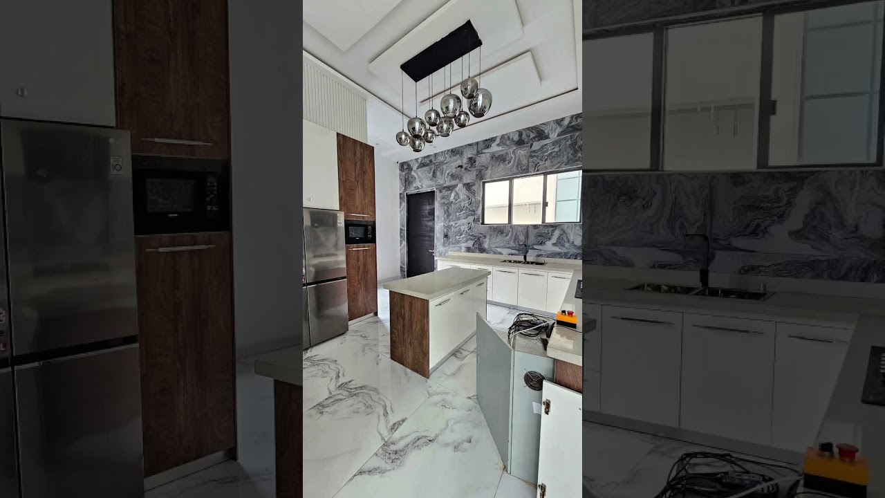 CONTEMPORARY 5-BEDROOM FULLY DETACHED HOUSE WITH A ROOFTOP TERRACE SWIMMING POOL FOR