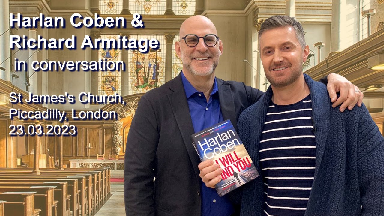 Ричард Армитидж и Харлан Кобен беседуют в церкви Сент-Джеймс (23.03.2023)