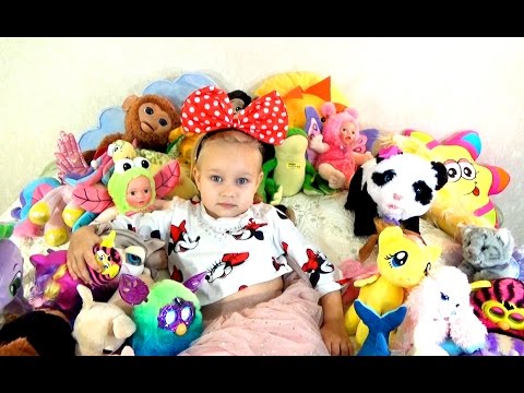 Алиса показала МЯГКИЕ ИГРУШКИ для детей Много игрушек Alice showed SOFT TOYS for children