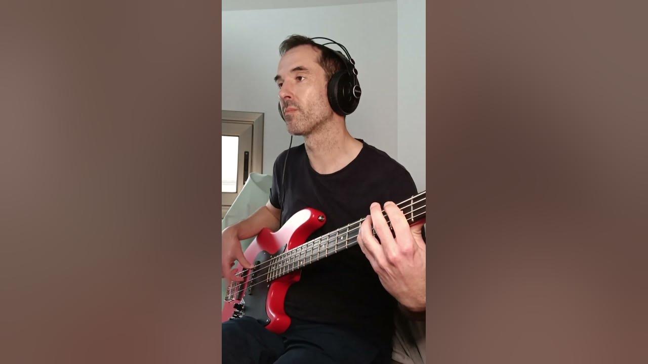 Lizzo - Love in Real Life (bass cover)