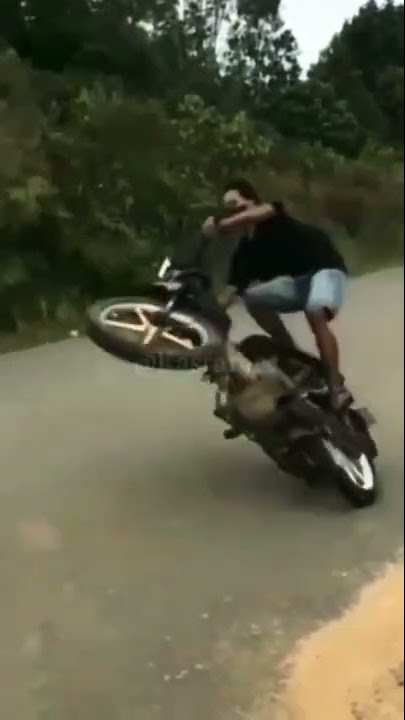 angkat ban depan motor jupiter ternyata jatu lagi #shortsbeta