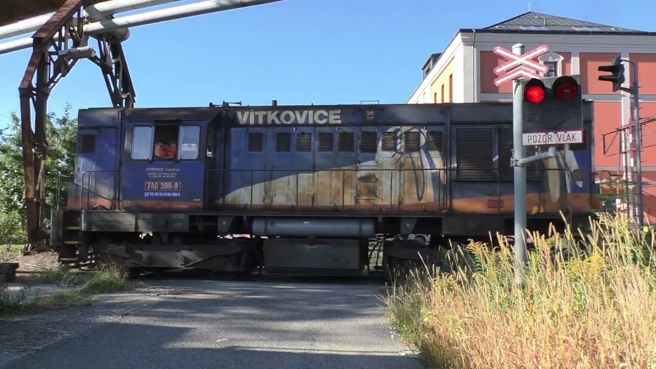 Železniční přejezd Ostrava-Vítkovice průmyslová oblast (vlečka) (CZ) - 20.9.2023 / Railroad crossing