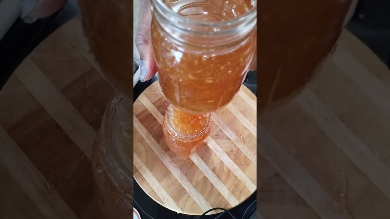 24 HRS AFTER  USING SCRAP & DRAIN METHOD FOR HONEY EXTRACTION FROM HONEY FRAMES! HOW MUCH DID I GET?