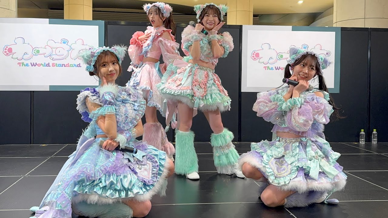 「わーるどすたんだーど」発売日記念ミニライブ　汐留シオサイト