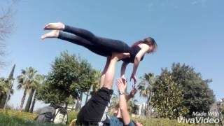 Acroyoga Floating Paschi y Lavadoras