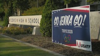 Jenna Prandini qualifies for finals as her family cheers her on from the other side of the world