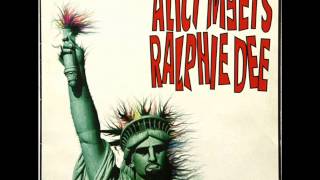Alici meets Ralphie Dee - I Don't Understand
