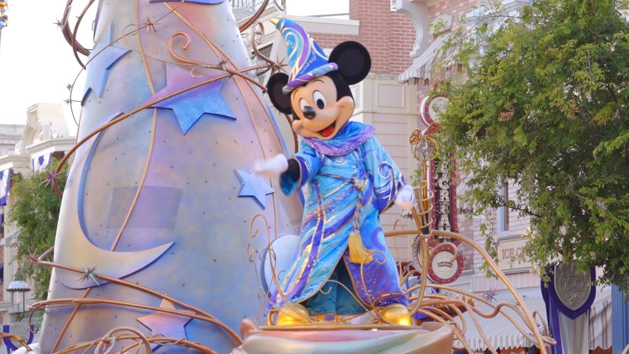 Disney's Magic Happens Parade at Disneyland Park! Full Show with Mickey Mouse, Moana, Coco, Frozen