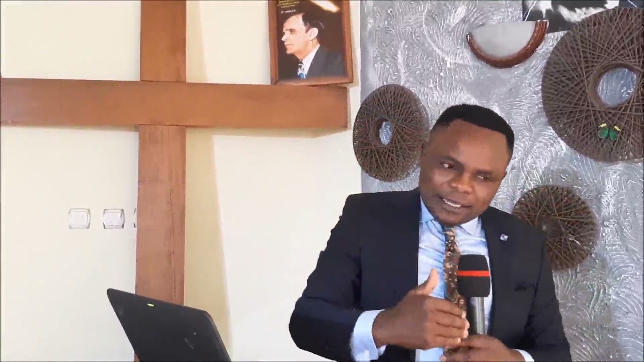 QUI T'A APPRIS QUE TU ES NU par rév. Jules Bisimwa