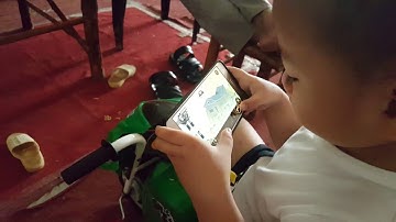 3 Tuổi có thể  chơi thuần thục Tựa Game Rambo Lùn - Thời đại công nghệ :))