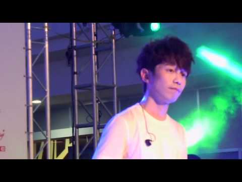 张栋樑 惊动生日趴live band音乐会~世界上最爱你的人 28/11/2011