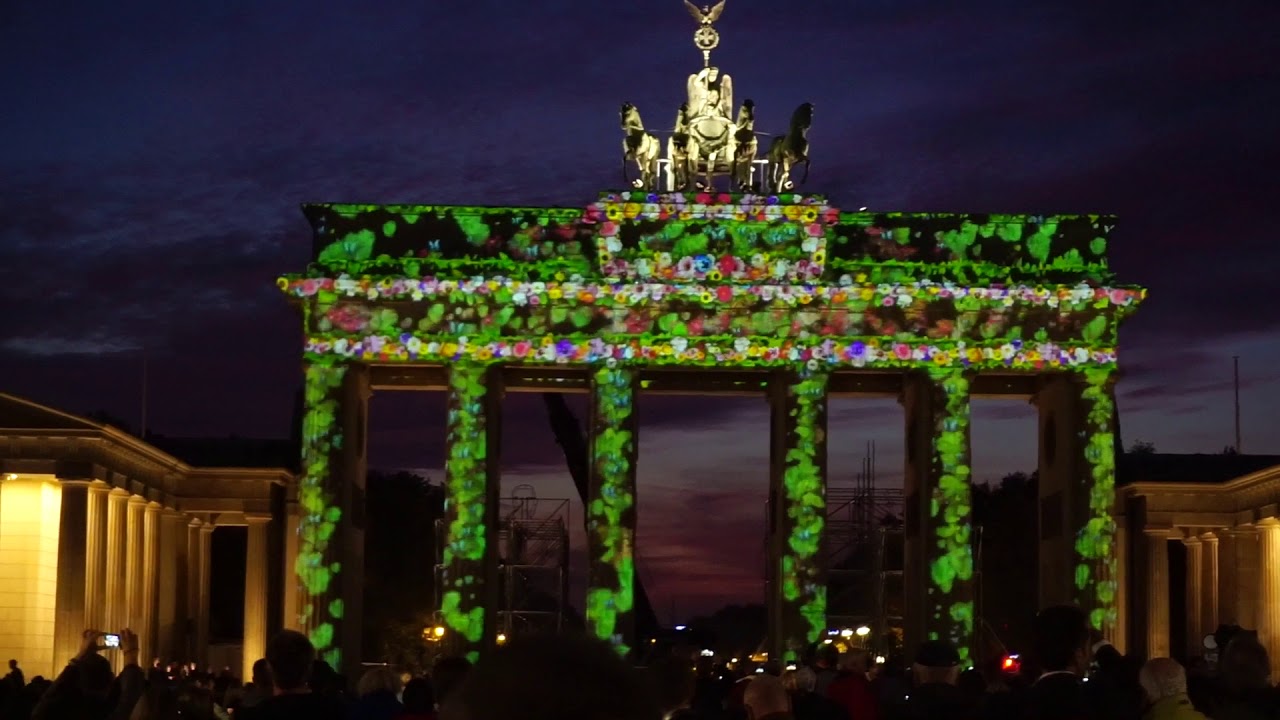 สุดมหัศจรรย์  Festival of Lights  ประตูเมืองเบอร์ลิน ประเทศ เยอรมัน 🇩🇪   😲😍