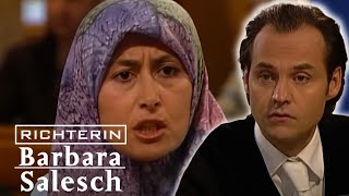 Blutige Tragödie: Nazan nach Streit mit Ayse schwer verletzt! | Richterin Salesch | Ganze Folge