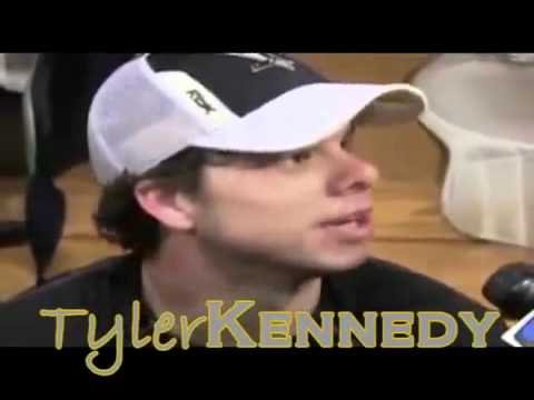 All The Right Moves: A Pittsburgh Penguins Love St...