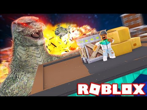 Godzilla Attacks In Roblox Youtube - survive a godzilla attack in the roblox hq roblox