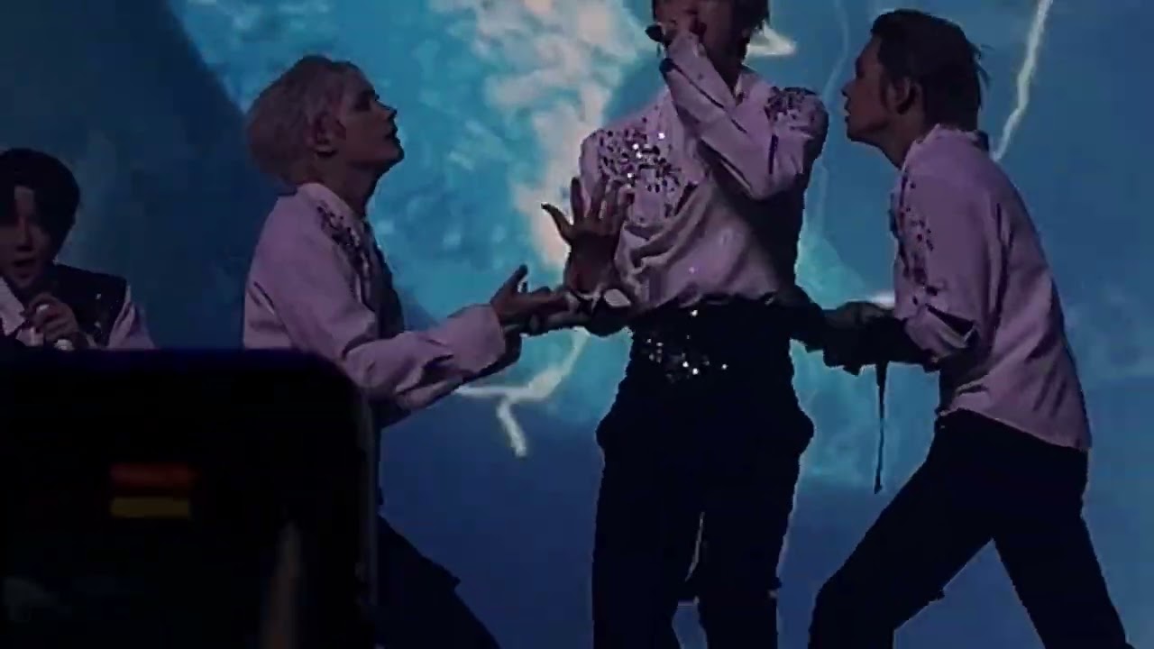 Tomorrow X Together (TXT) - Beautiful Strangers - 9/22/25 - ACT: Tomorrow Rosemont Day 2 