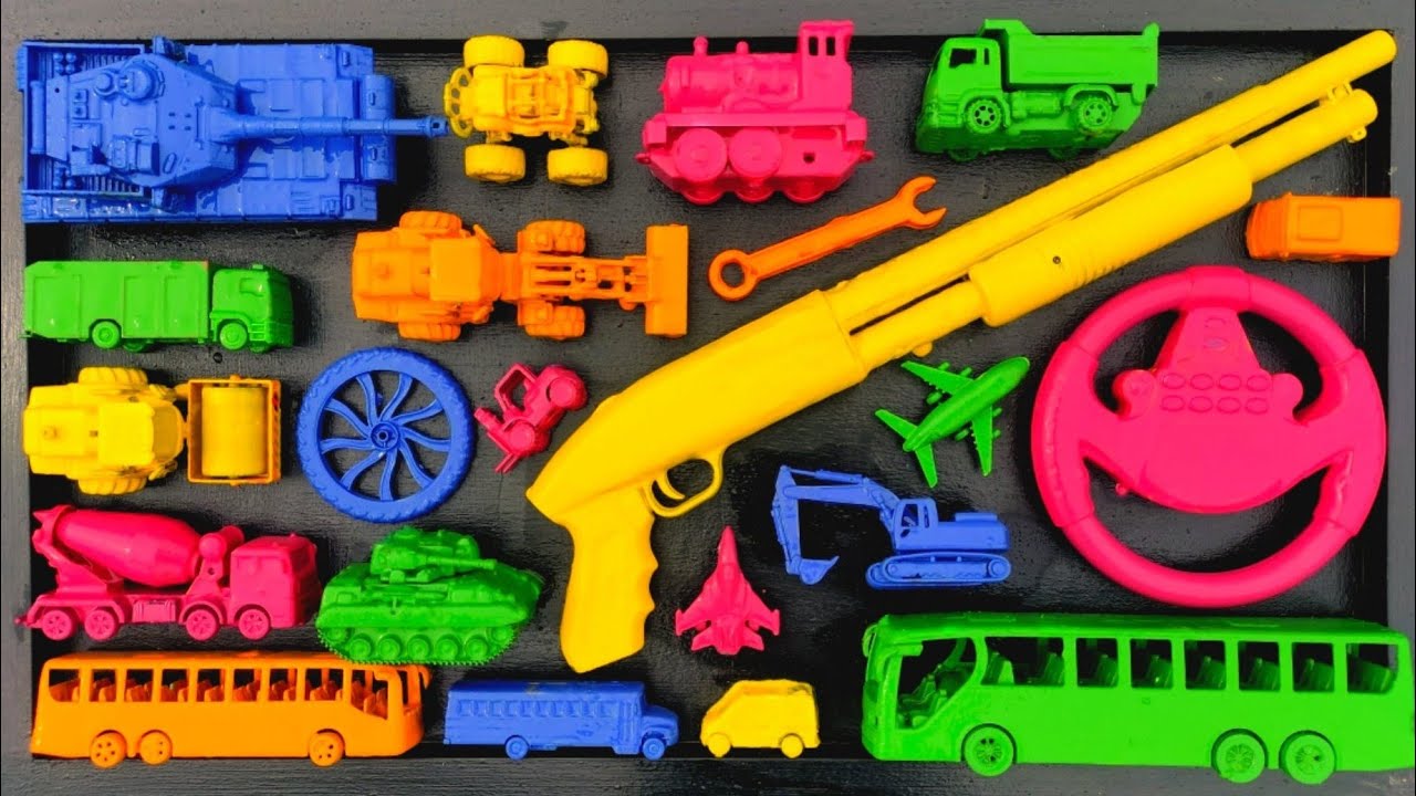 Membersihkan Mainan Mobil Balap, Truk Molen, Kereta Api, Excavator, Tank Baja, Speed Boat, Pesawat