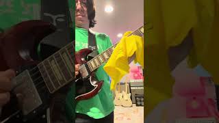 Lunch time FUN Clean Tone guitar fun funny funnyvideo funnyshorts guitarsolo gibson SG