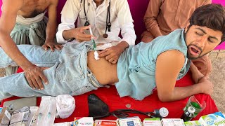 Patient Ko Ghusaya Doctor Ne Bharti Plus Injection || Funny Injection Video 