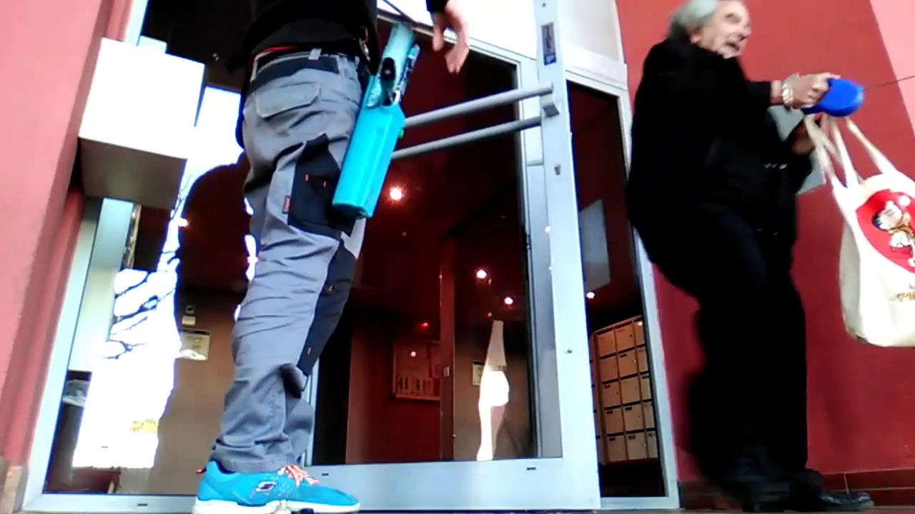 Window cleaner YouTube