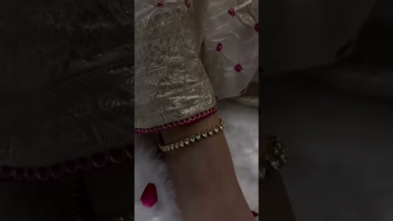 premium quality kundan anklet available 