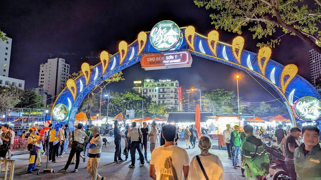 Vibrant SON TRA NIGHT MARKET in Danang, Vietnam