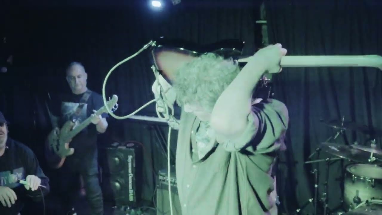 Heavy Blue - Down that road before (Official Music Video) Dir. pabjesh