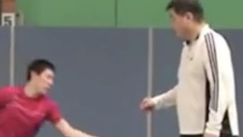 Badminton Footwork Practice (5) How to move from forehand side to other corners in Singles