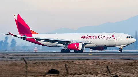 Avianca Cargo Airbus A330-243F N332QT takeoff at Santiago de Chile Airport (SCL/SCEL)