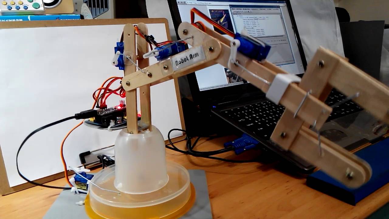 Arduino版的機器人手臂 - YouTube